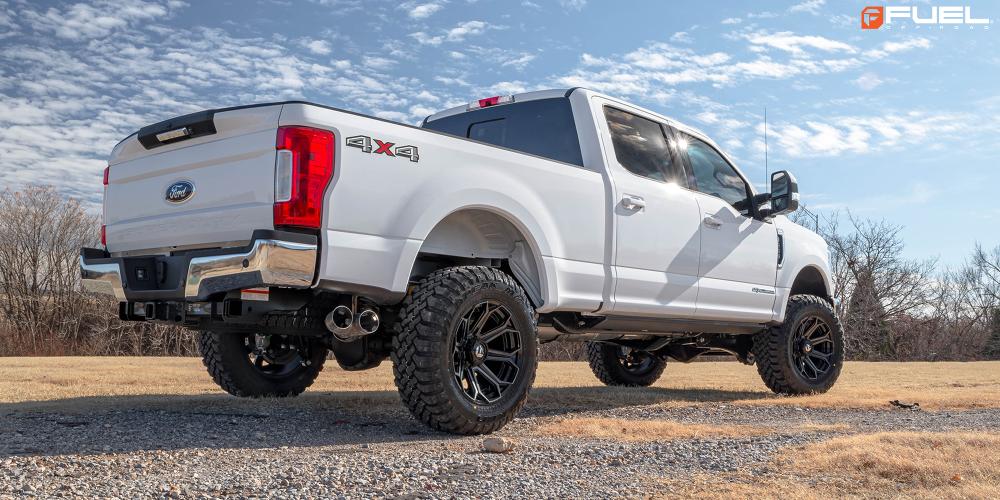 Ford F-250 Super Duty Siege - D704