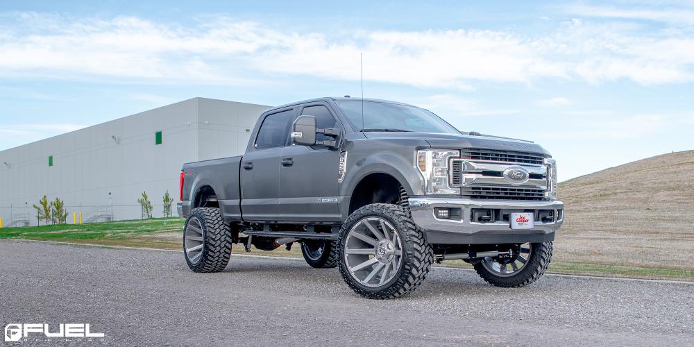 Ford F-250 Super Duty Contra - D714